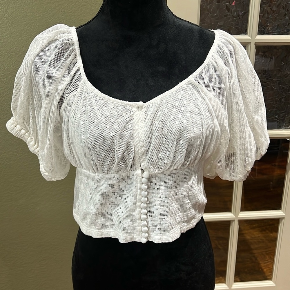 Cute white lace Free People top